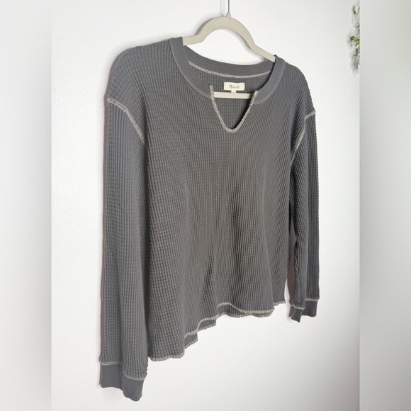 MADEWELL Waffle Split-Neck Crop Tee in Coal Size Large - Picture 3 of 8